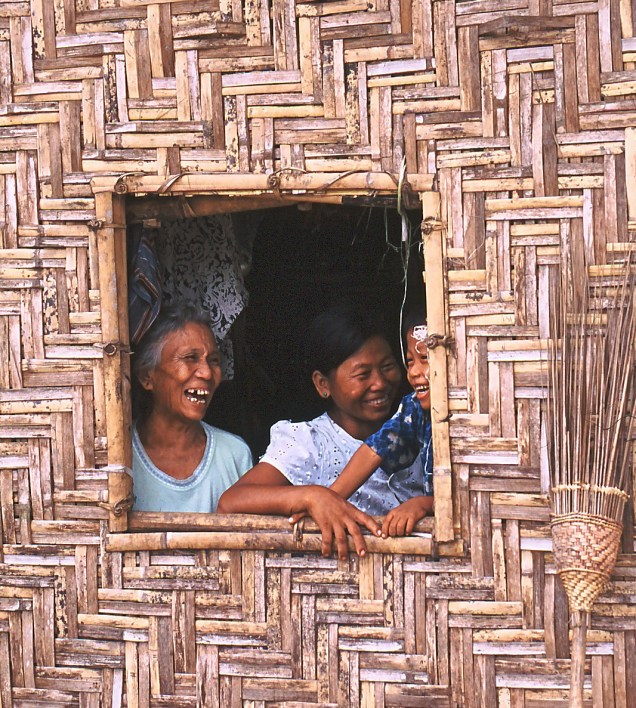 famiglia finestra palafitta